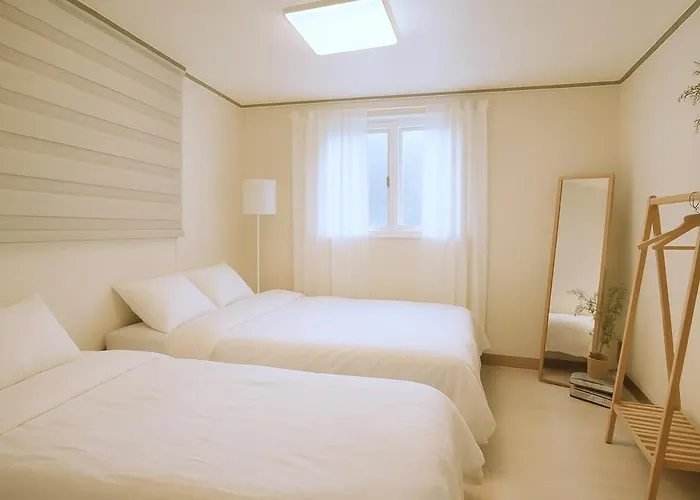 #new# Hoegi Station 6 Minutes# Elevator# 4-6 People Villa Seul